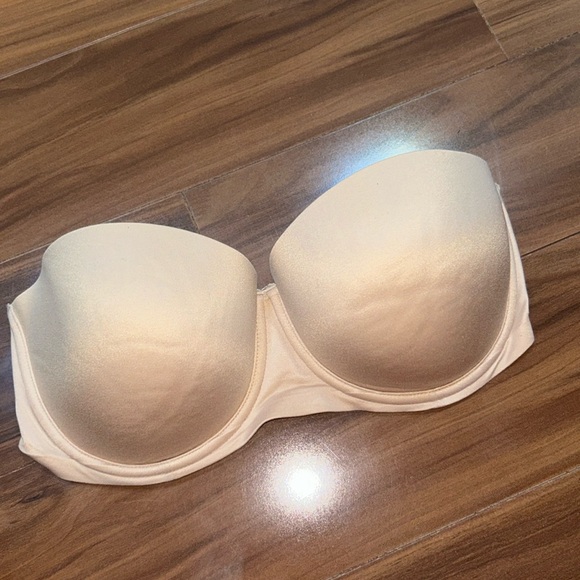 34DD Aerie Sunnie lightly lined strapless bra - Picture 1 of 3